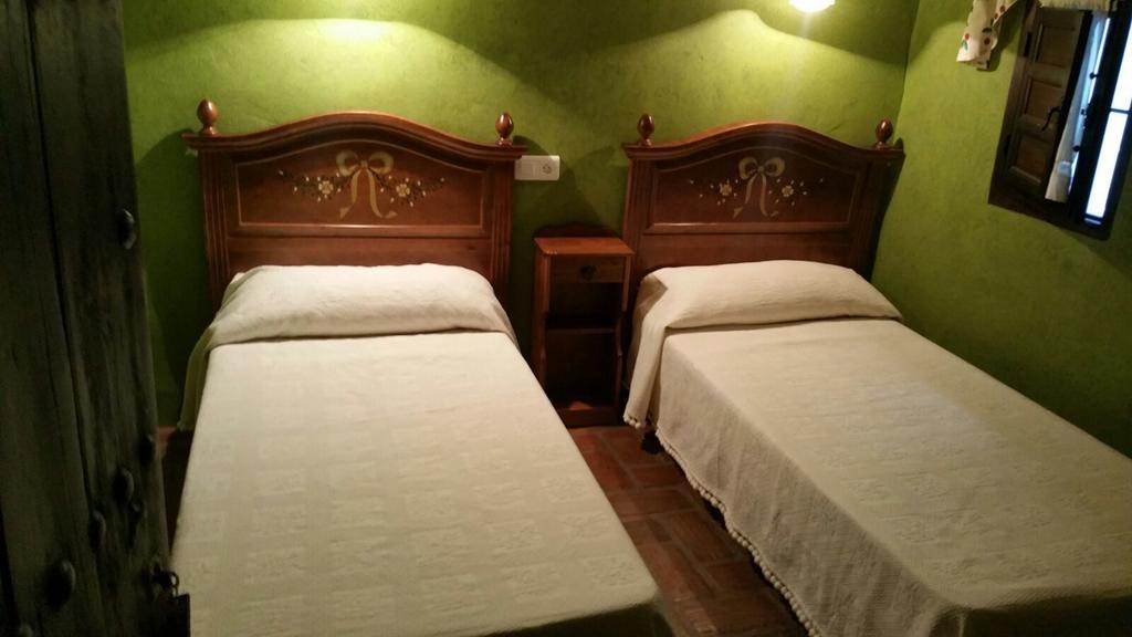 Posada Meson Mudejar Archez ภายนอก รูปภาพ